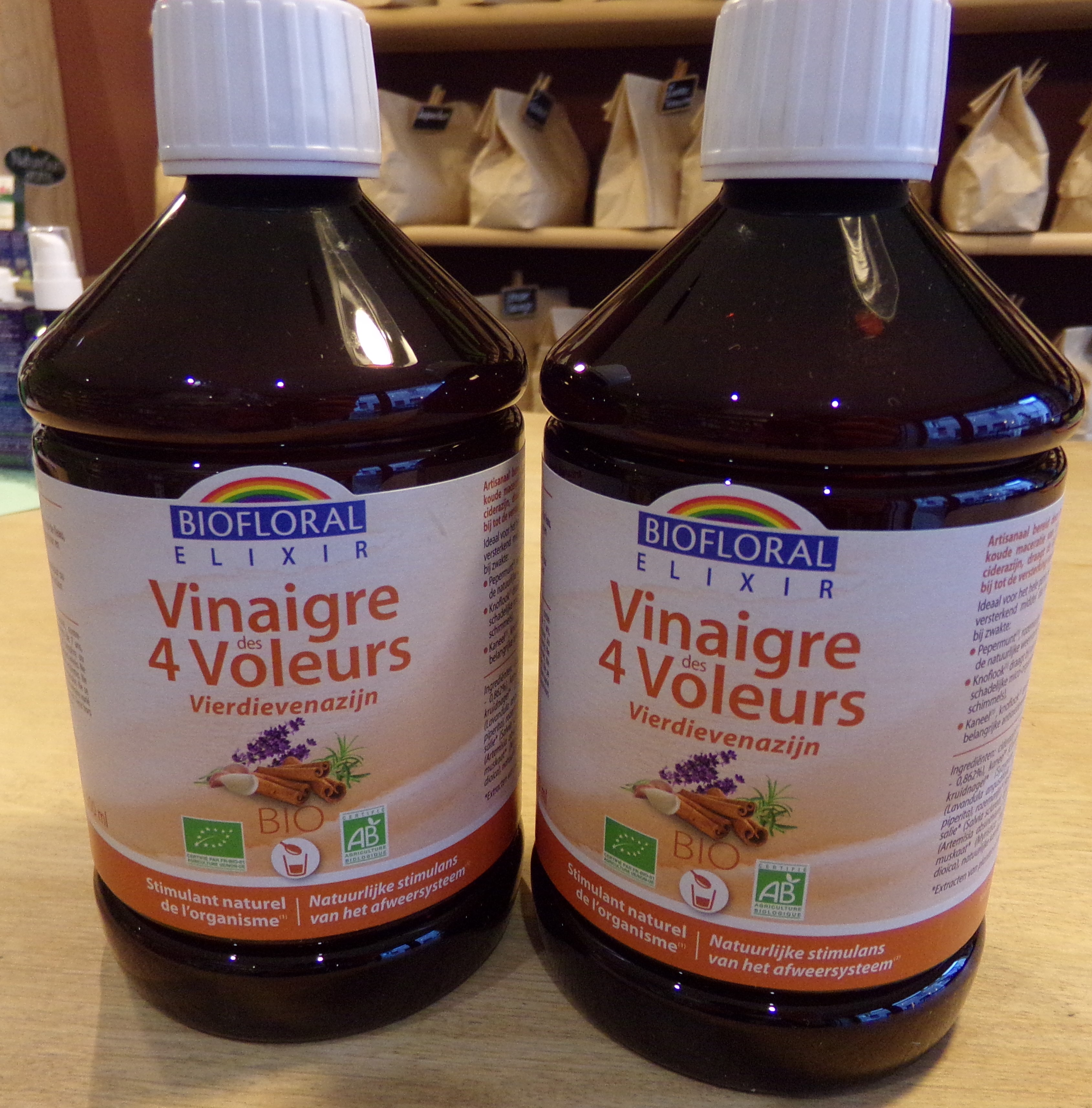 Vinaigre des 4 voleurs – Au Comptoir des Plantes et des Tisanes